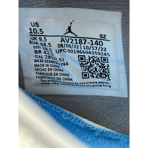 Air Jordan 11 Retro Low “Cement Grey” size 10.5 men’s - Picture 5 of 6